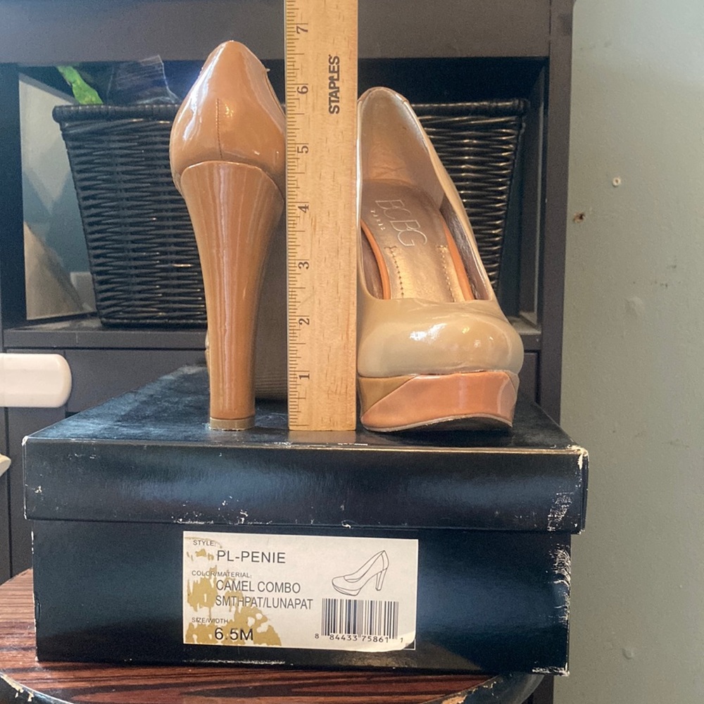 Bcbg high heals size6.5